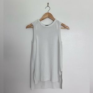 Long White Knit Sleeveless Harve Benard Tank Top in Women’s S